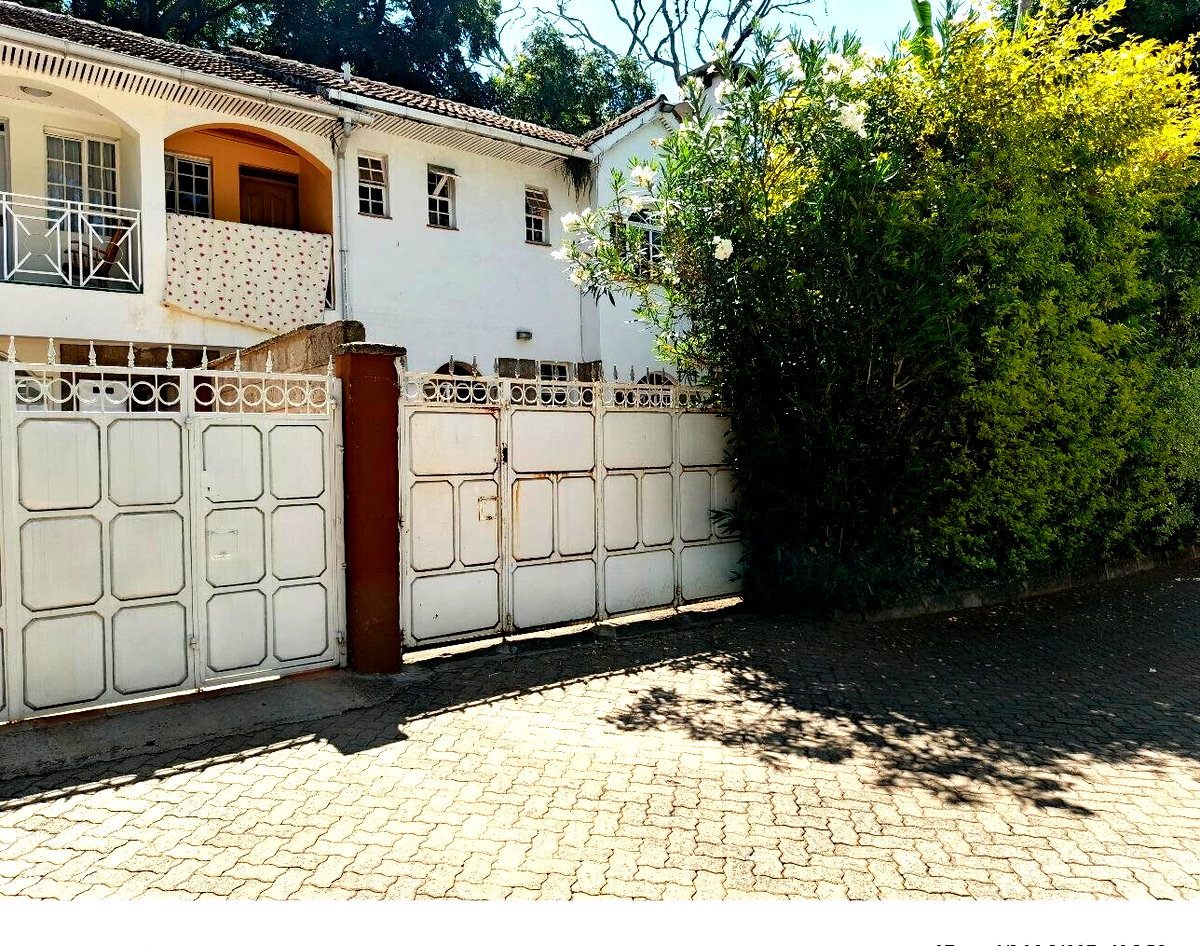 4-Ensuite Townhouse with Fireplace & DSQ - Lavington