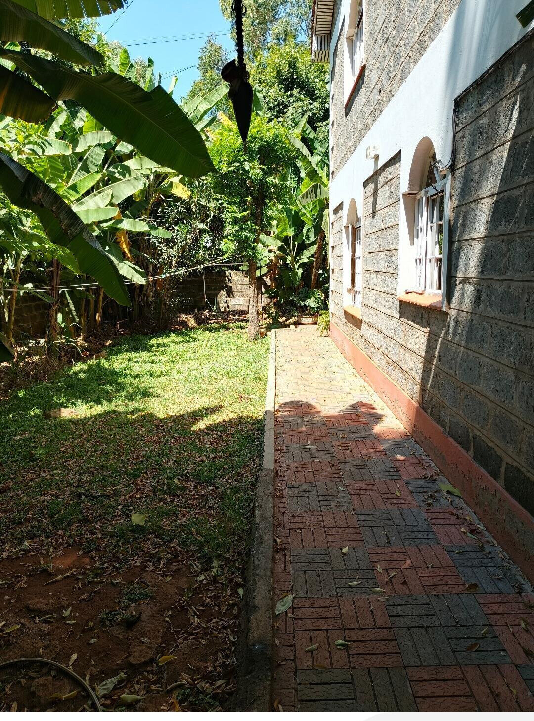 4-Ensuite Townhouse with Fireplace & DSQ - Lavington