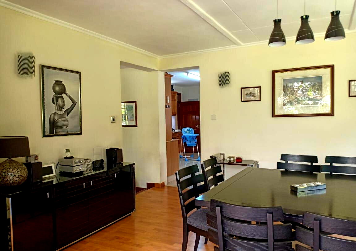 Diplomat's 4-Bed Townhouse with Prado & Generator – Karen
