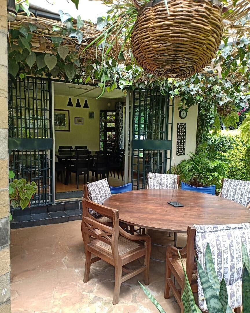 Diplomat's 4-Bed Townhouse with Prado & Generator – Karen