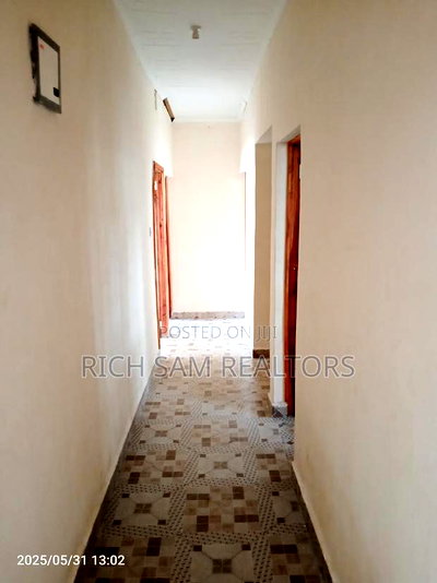 3bdrm House in Kiamunyi, Menengai West for rent - Image 5