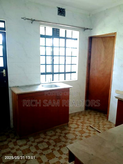 3bdrm House in Kiamunyi, Menengai West for rent - Image 7