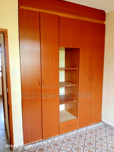 3bdrm House in Kiamunyi, Menengai West for rent - Image 8