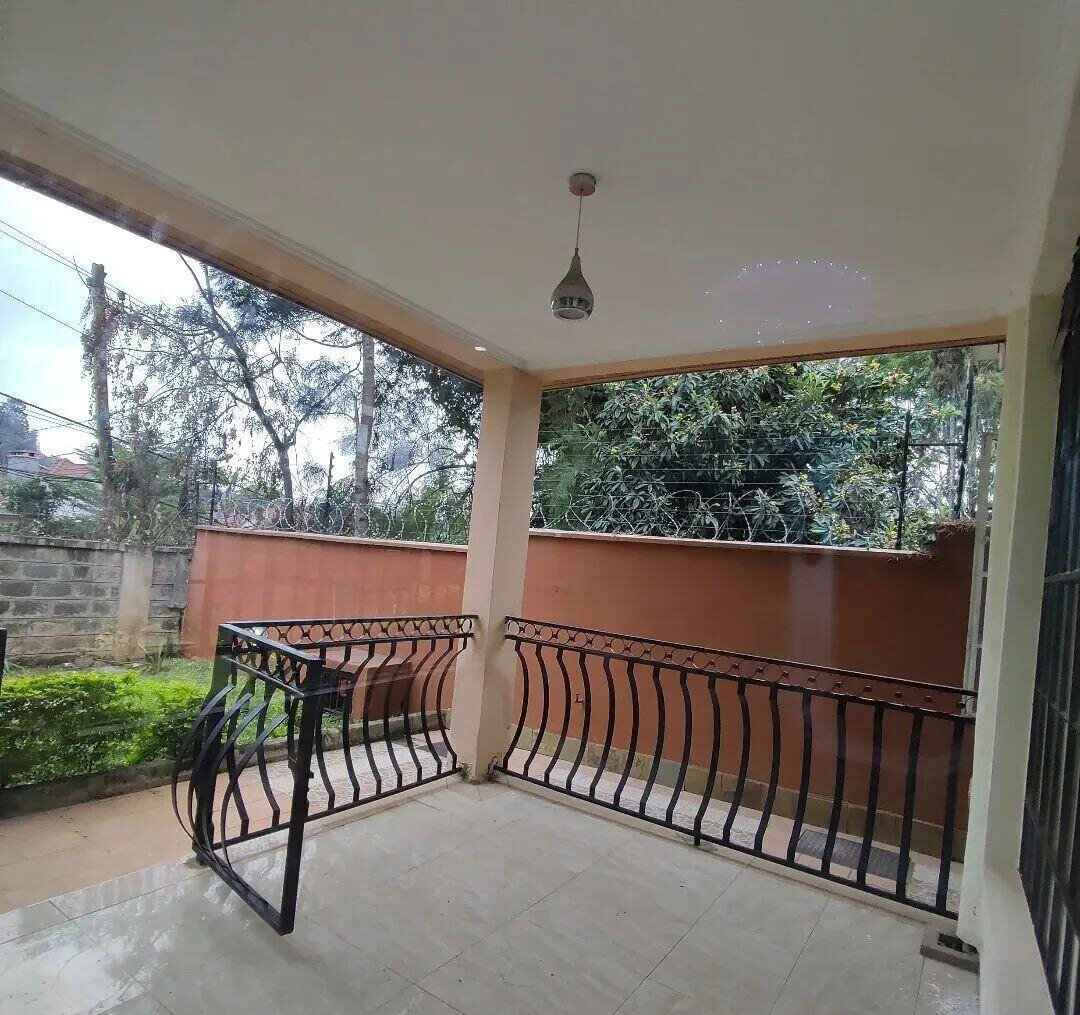 5-Ensuite Townhouse with Shared Pool & Garden - Lavington