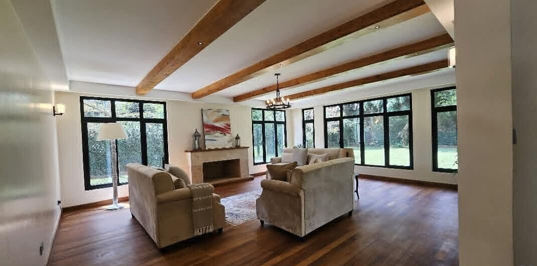 Ultra-Modern 5BR All-Ensuite Townhouse on Half-Acre - Old Runda