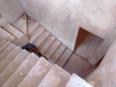 5bdrm Maisonette in Mwavumbo for sale - Image 17