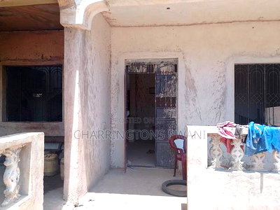 5bdrm Maisonette in Mwavumbo for sale - Image 11