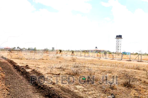 Mixed-Use Plots Near Tarmac