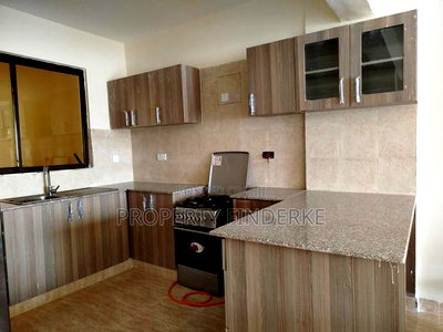 3bdrm Apartment in Gateway Mall Area for sale - Image 12