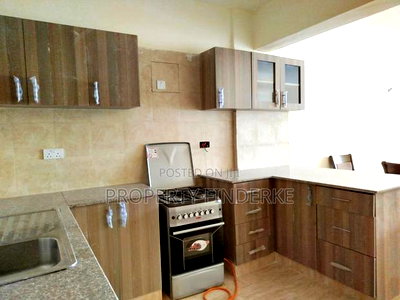 3bdrm Apartment in Gateway Mall Area for sale - Image 14