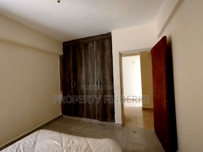 3bdrm Apartment in Gateway Mall Area for sale - Image 6