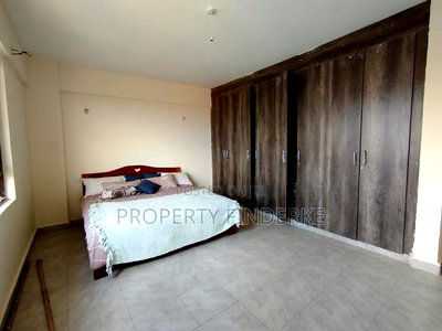 3bdrm Apartment in Gateway Mall Area for sale - Image 8
