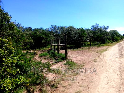 4 Acreas WTH 5bedroom Permanent House for Sales - Image 11