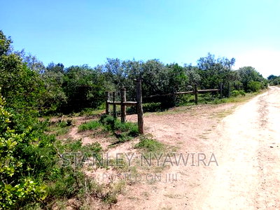 4 Acreas WTH 5bedroom Permanent House for Sales - Image 7