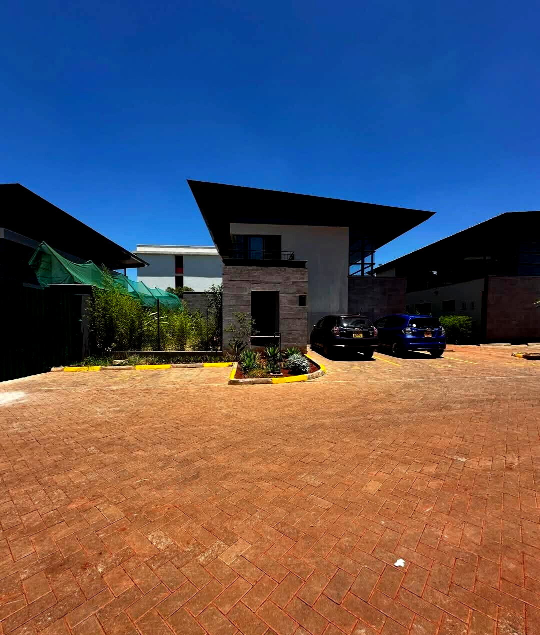 4BR Townhouse with Staff Quarters & Sabis Proximity - Runda