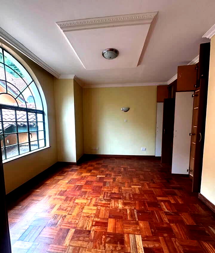 5 En-Suite Bedrooms with DSQ in Gated Kilimani Court - Off Riara Road