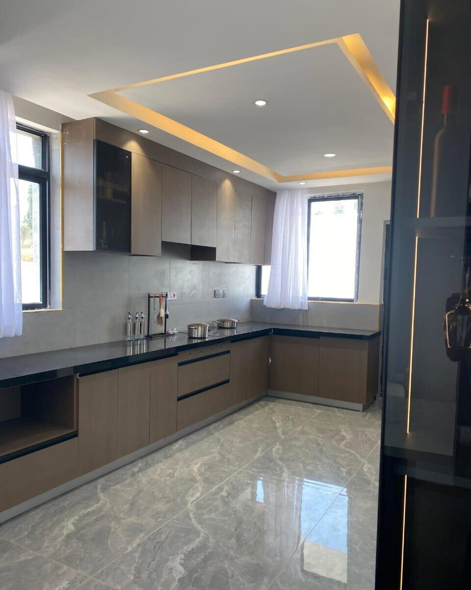 5BR Maisonette with DSQ, Office & Mountain Views - Kamangu