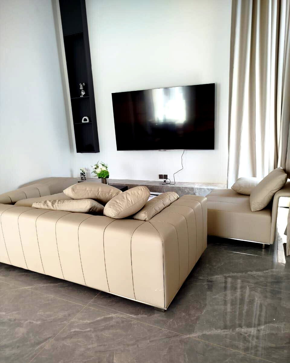 5BR Maisonette with DSQ, Office & Mountain Views - Kamangu