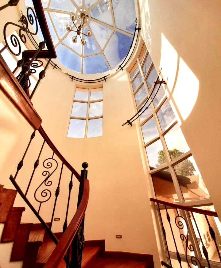 5-Ensuite Townhouse with Gym, Jacuzzi & Steam - Lavington