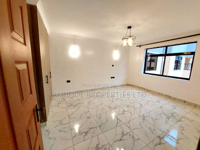 3bdrm Apartment in Thindigua for sale - Image 12