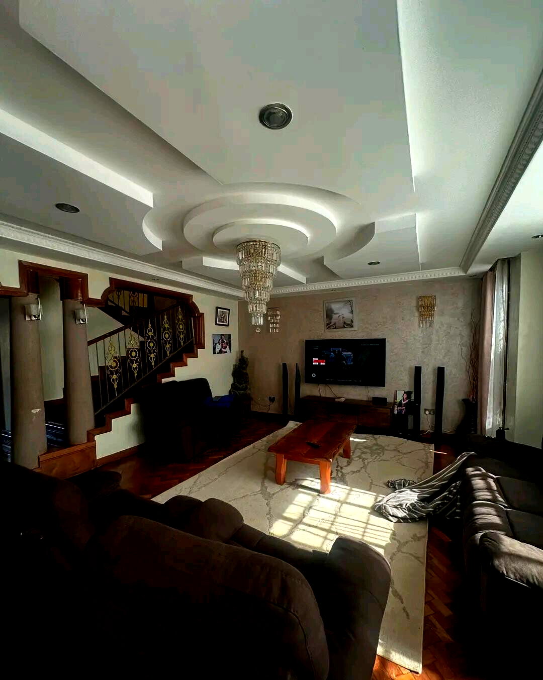 7-Bedroom Family Home with 20,000L Water Reserve – Langata
