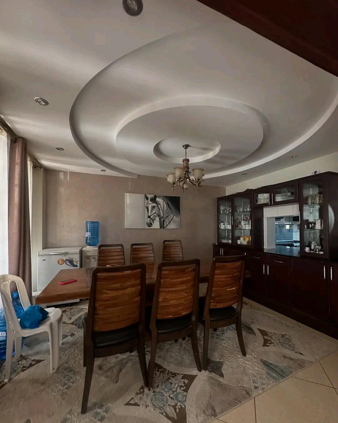 7-Bedroom Family Home with 20,000L Water Reserve – Langata