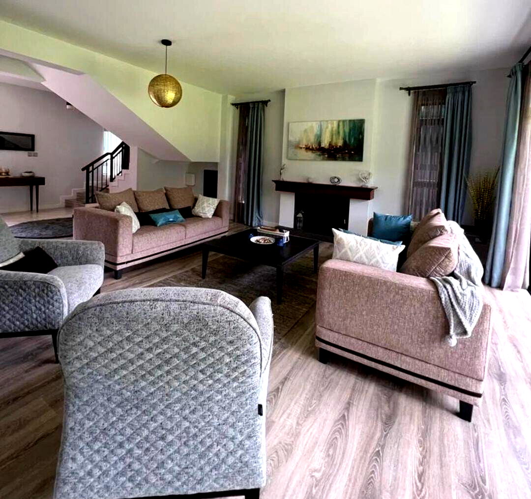 3BR All-Ensuite Townhouse with Pool & Clubhouse - Runda