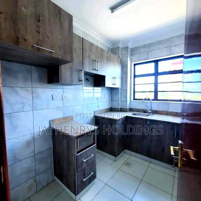 2bdrm Apartment in Kamakis for sale - Image 4