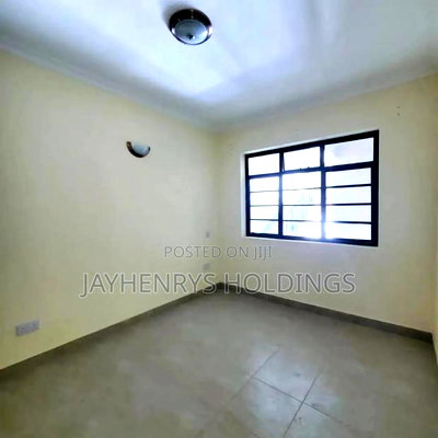 2bdrm Apartment in Kamakis for sale - Image 7