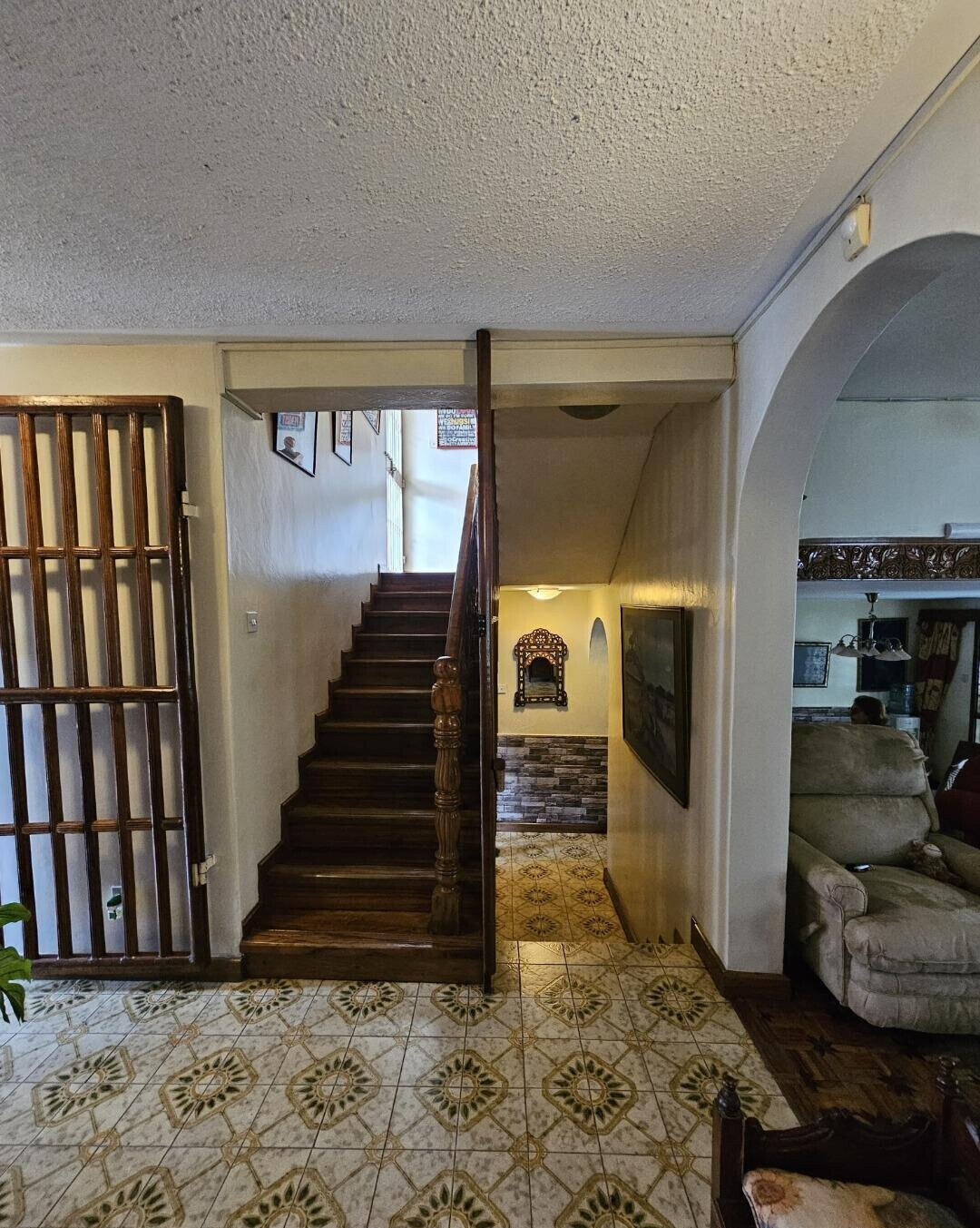 4-Level Private Maisonette with DSQ & Garden - Parklands