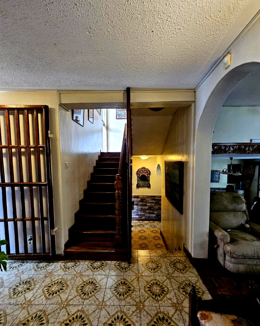 4-Level Private Maisonette with DSQ & Garden - Parklands