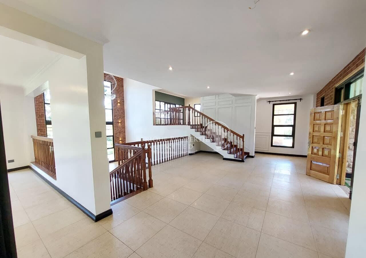 5-Ensuite Townhouse with Fireplace & DSQ – Karen Gated Estate