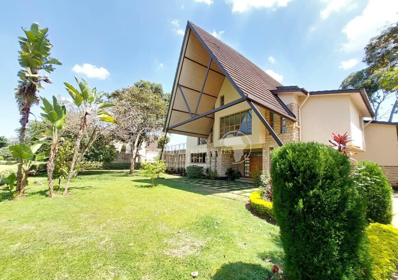 5-Ensuite Townhouse with Fireplace & DSQ – Karen Gated Estate