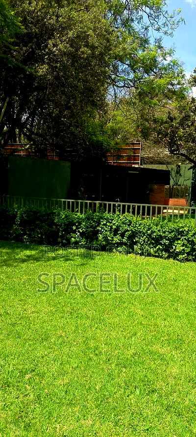 5bdrm House in Valley Arcade, Lavington for sale - Image 5