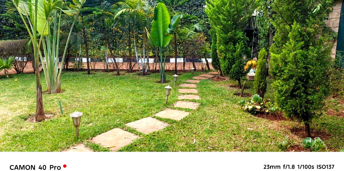 4BR Townhouse on Quarter-Acre with SQ – Kerarapon, Nairobi