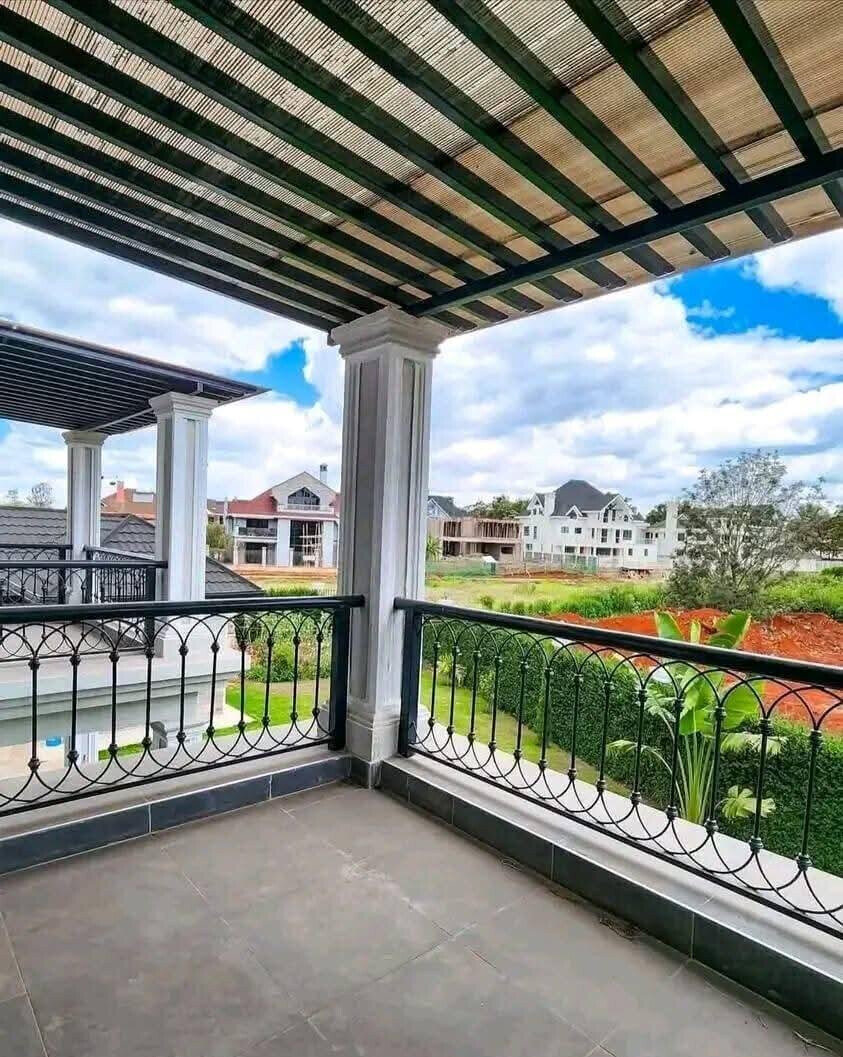 6BR Townhouse with Cinema & Gym on 0.3 Acre - Runda