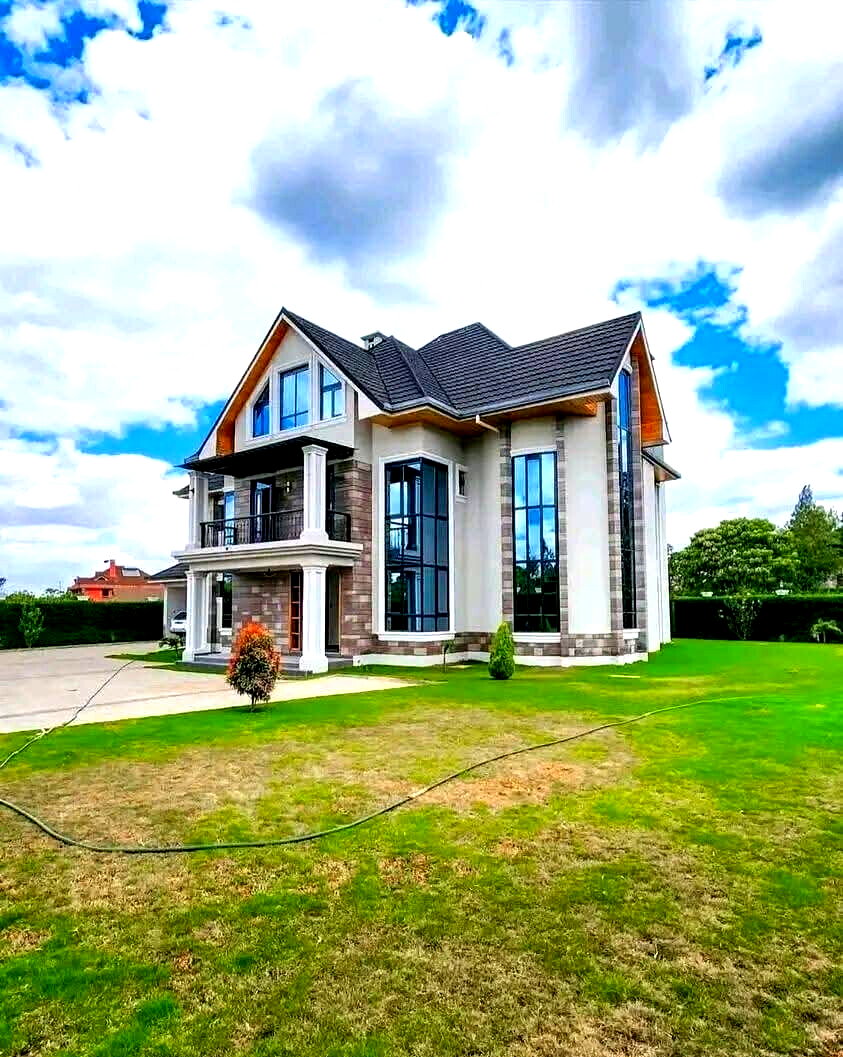 6BR Townhouse with Cinema & Gym on 0.3 Acre - Runda