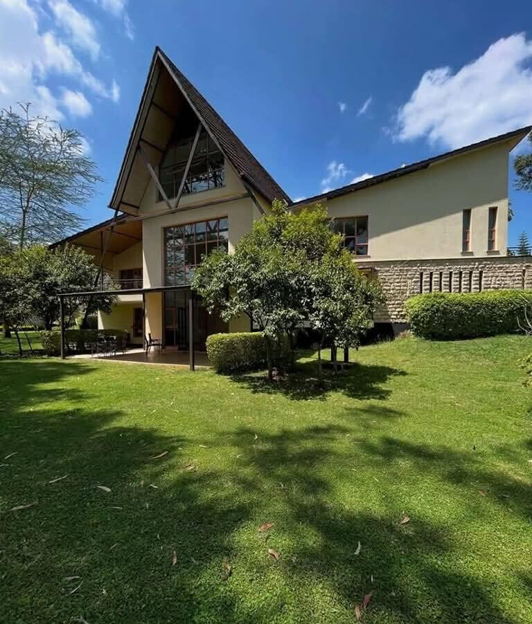 5-Ensuite Villa with Man-Made Dam & Clubhouse – Karen