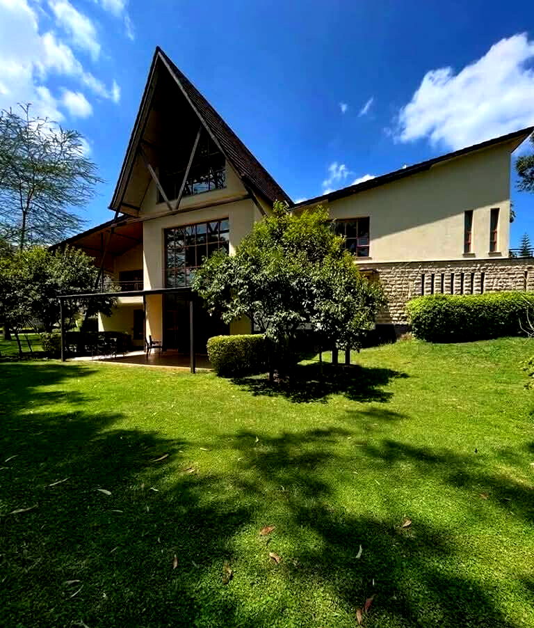 5-Ensuite Villa with Man-Made Dam & Clubhouse – Karen