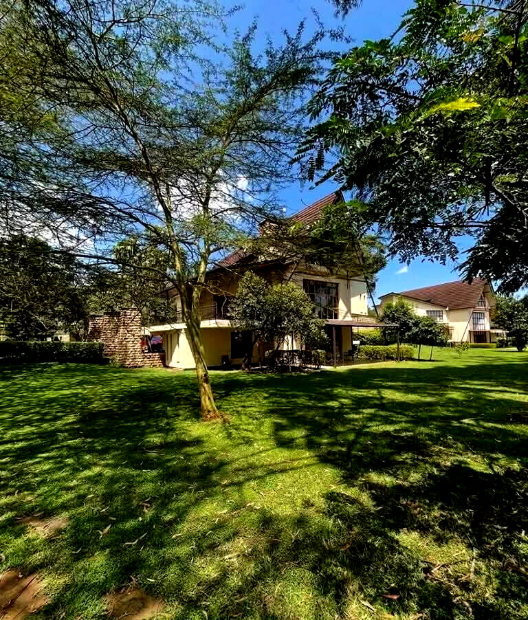 5-Ensuite Villa with Man-Made Dam & Clubhouse – Karen
