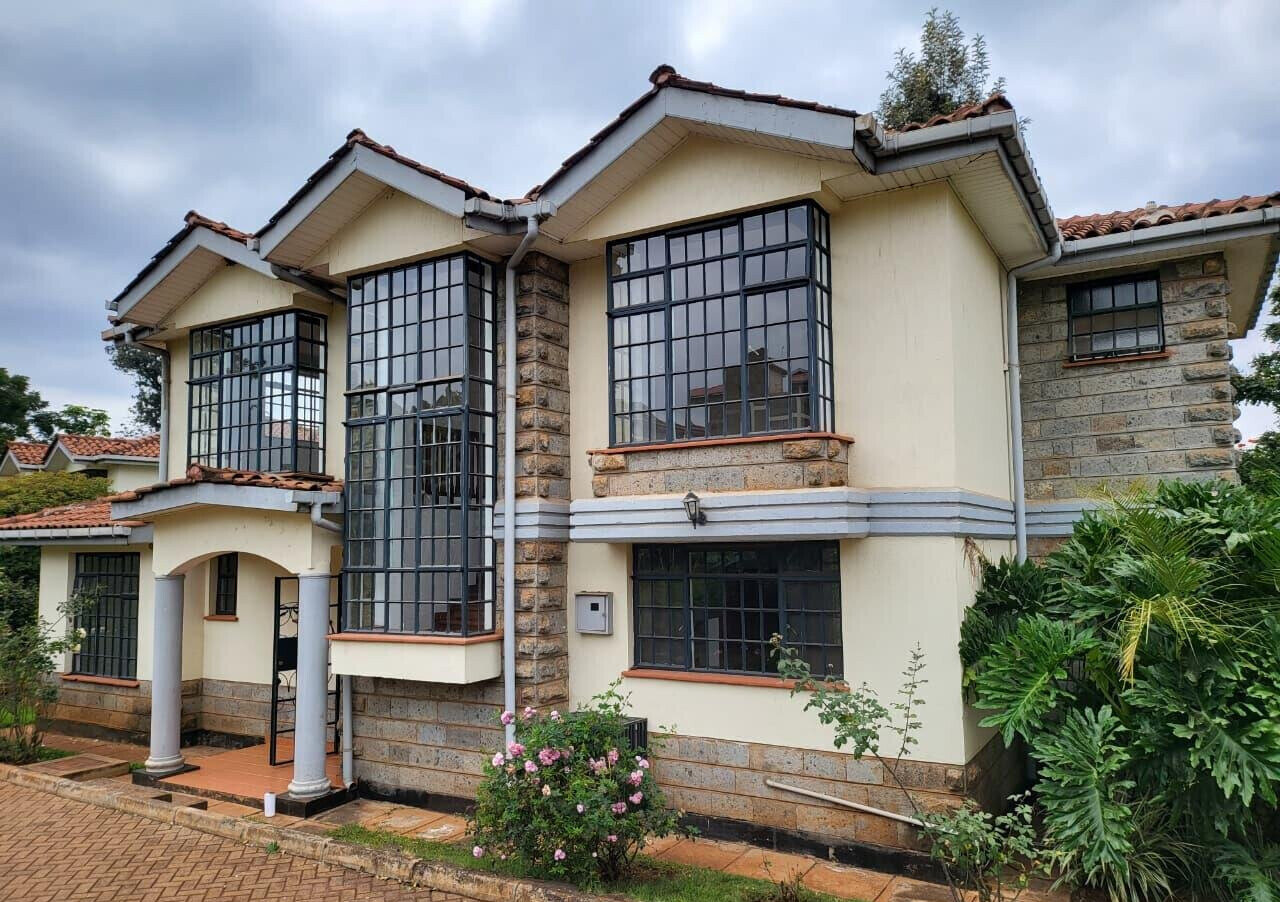 Half Acre Townhouse with Garden