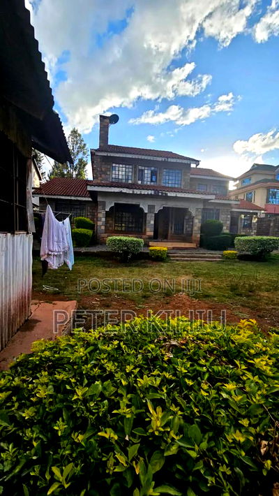 4bdrm Mansion in Thome Estate for sale - Image 2