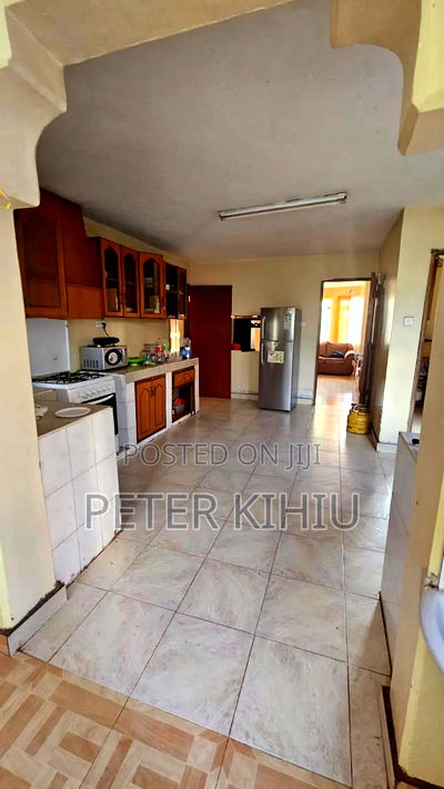 4bdrm Mansion in Thome Estate for sale - Image 8