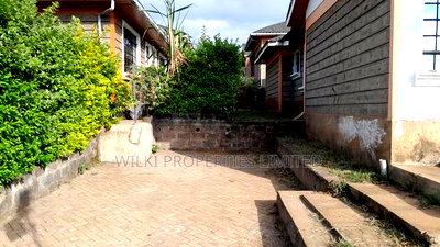 3bdrm Bungalow in Pinewood Estate, Kenyatta Road / Theta for sale - Image 6
