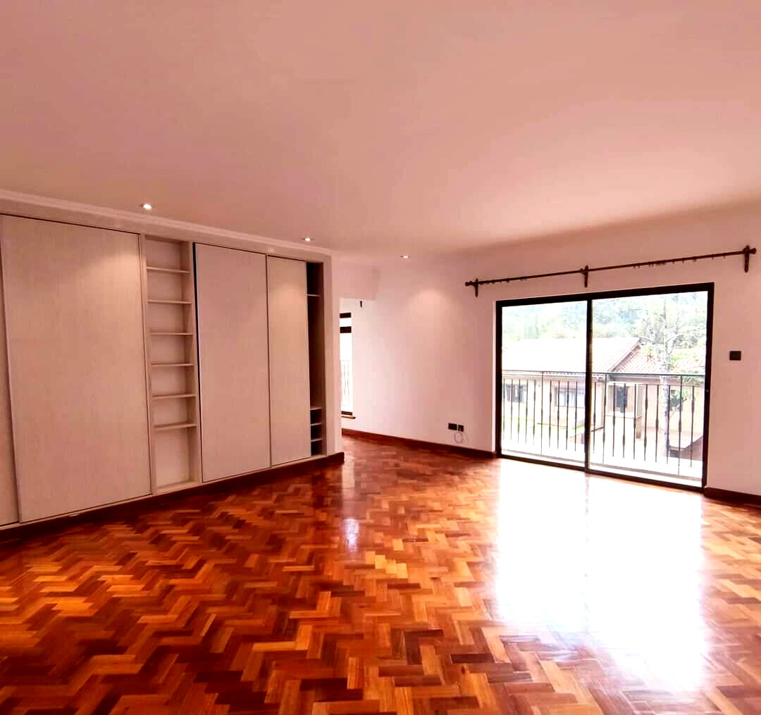 4-Ensuite Townhouse with Manicured Garden - Lavington