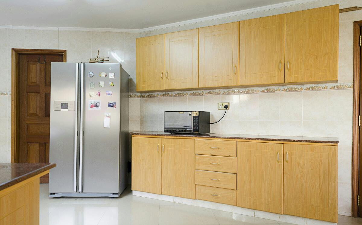 4BR All-Ensuite Townhouse with Jacuzzi & Borehole - Spring Valley