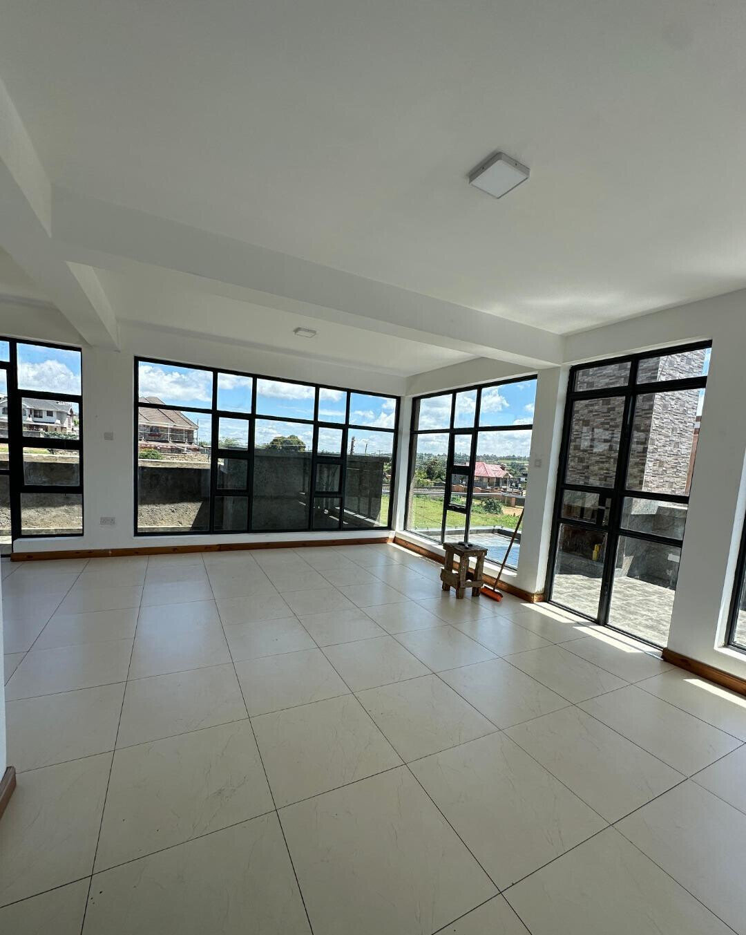 Brand New 4BR All-Ensuite Townhouse with Rooftop Terrace - Gikambura