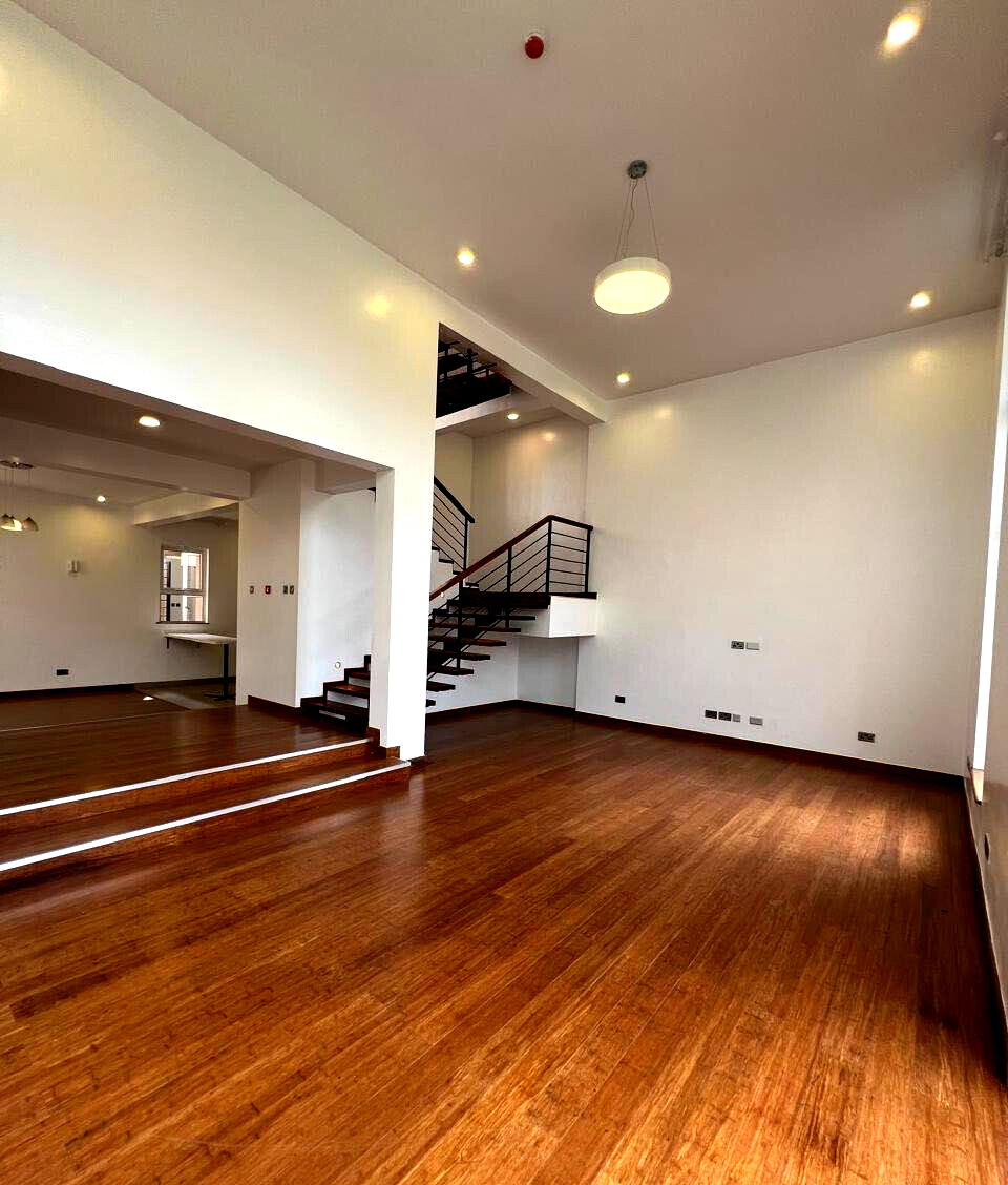 4-Bed Townhouse with Pool & Ksh 350k Monthly ROI - Lavington