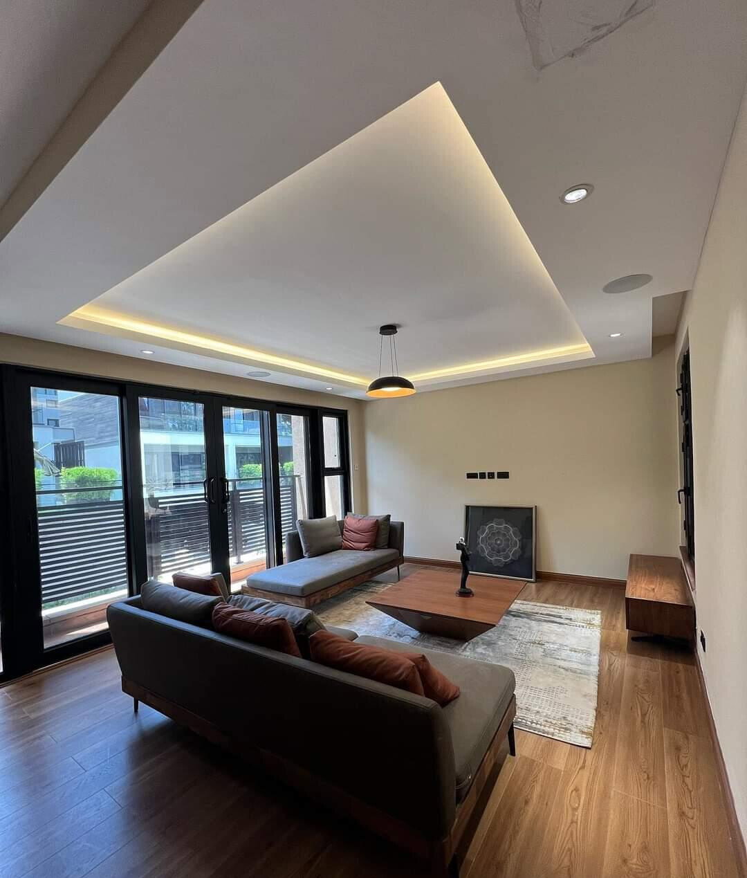 4-Bed Villa with DSQ, Sauna & Enclosable Pool - Lavington