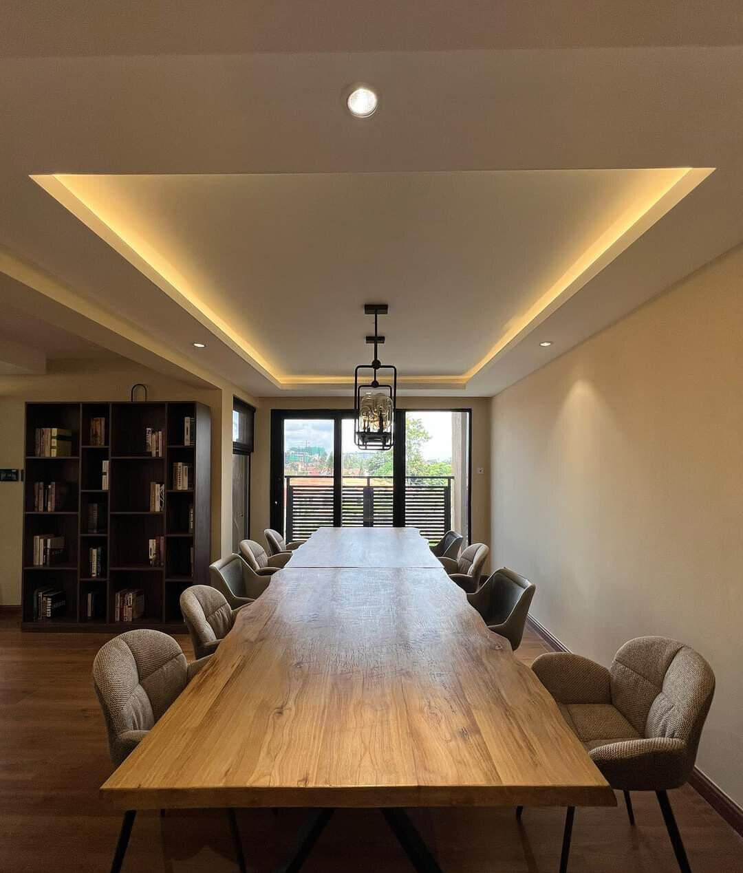 4-Bed Villa with DSQ, Sauna & Enclosable Pool - Lavington